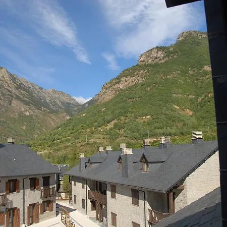 Torres De Vallibierna 7 Prázdninový dům